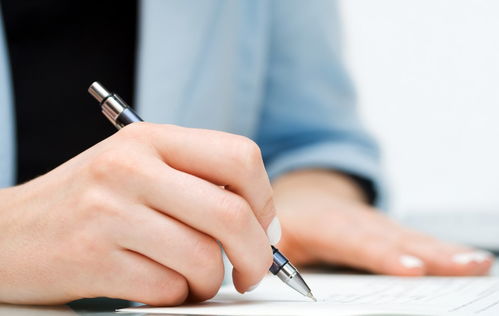 網(wǎng)絡(luò)文化經(jīng)營(yíng)許可證 數(shù)字經(jīng)濟(jì)時(shí)代文化產(chǎn)業(yè)的準(zhǔn)入與規(guī)范